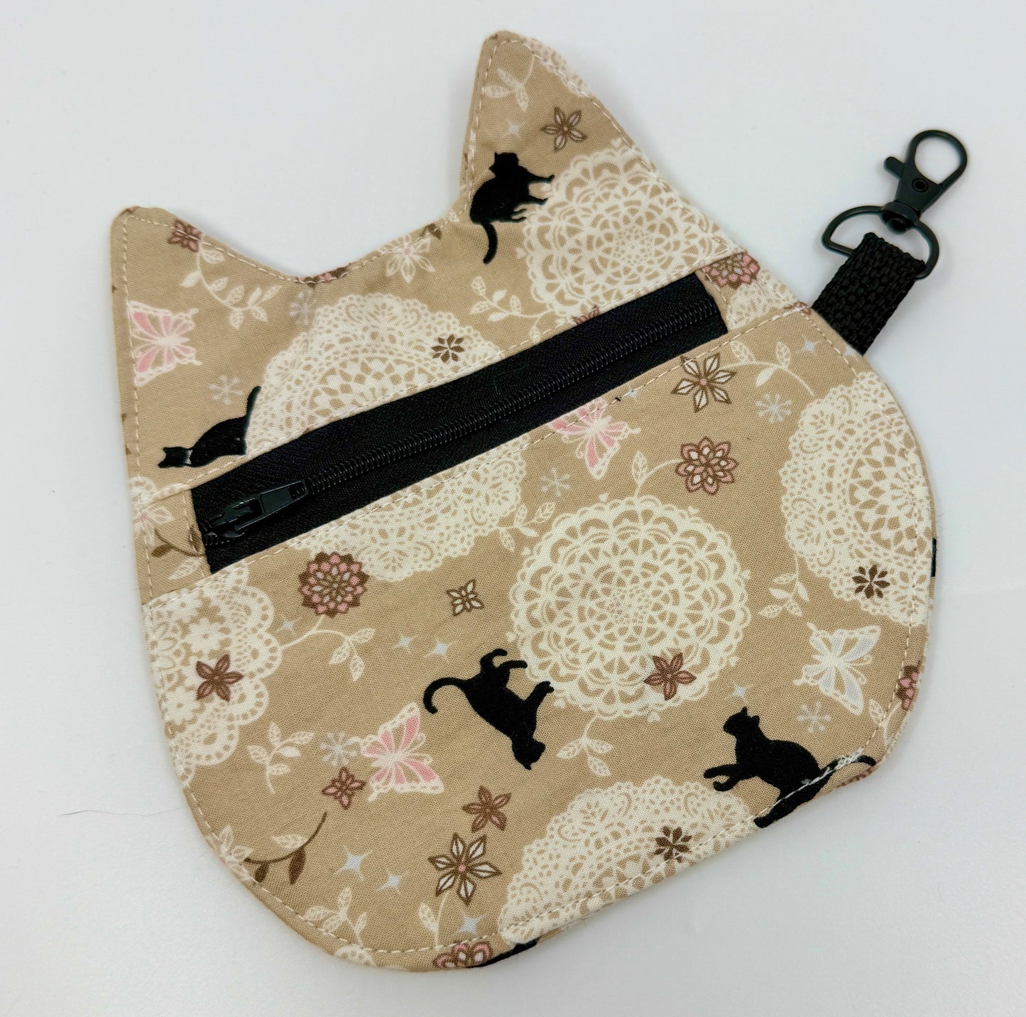 Cat Head Pouch | Notions, Coin, or Makeup Pouch Made from Japanese Fabrics in Alberta, Canada