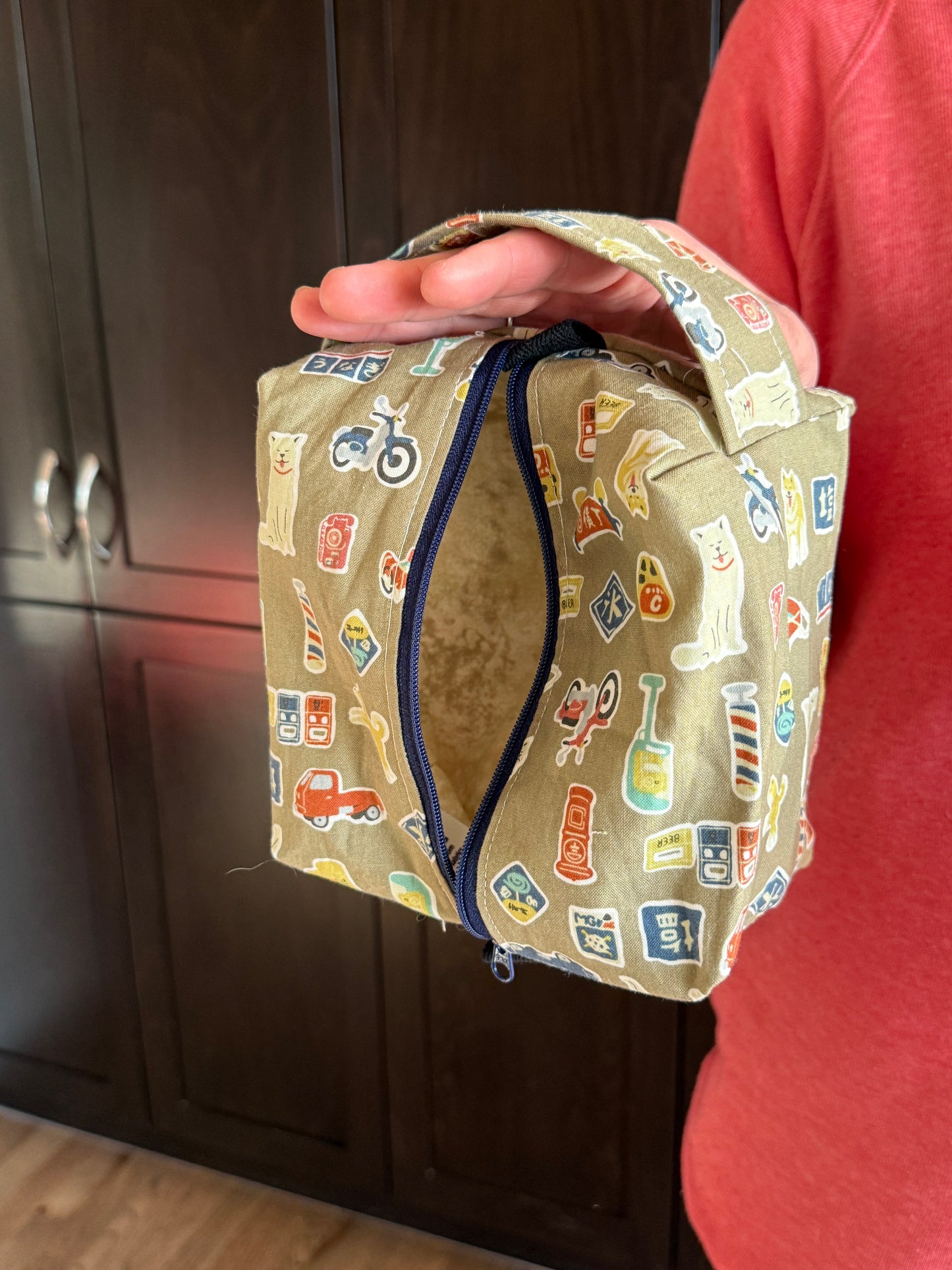 Small Box Bags | Dogs | Fabrics Hand Chosen in Japan, Bags Handmade in Alberta, Canada!