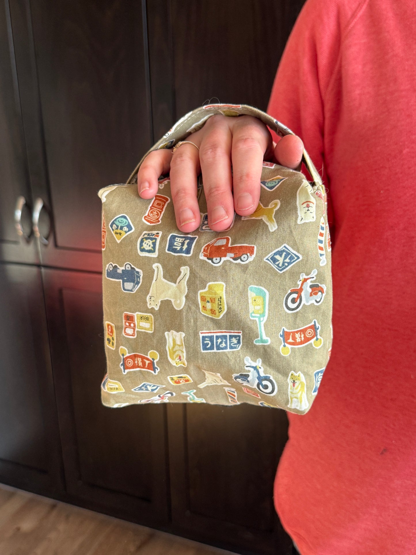 Small Box Bags | Dogs | Fabrics Hand Chosen in Japan, Bags Handmade in Alberta, Canada!