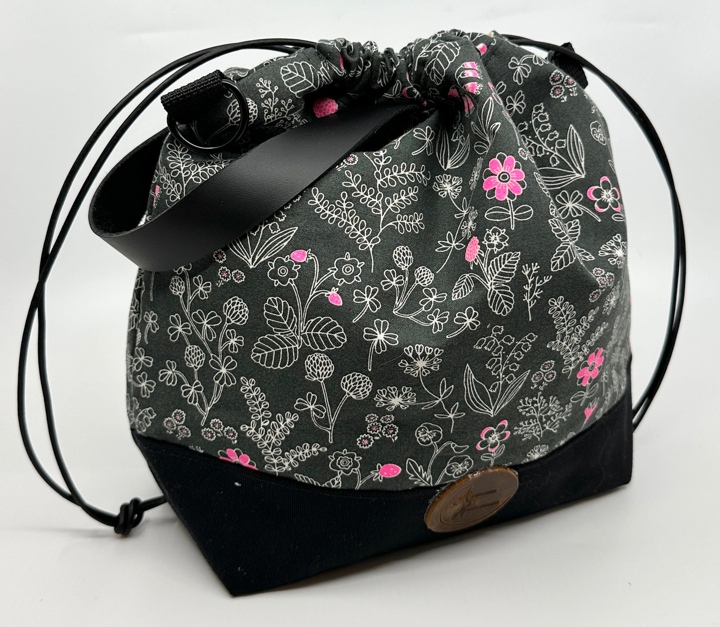 Kato Drawstring Bag | Florals | Fabrics Hand-Chosen in Japan