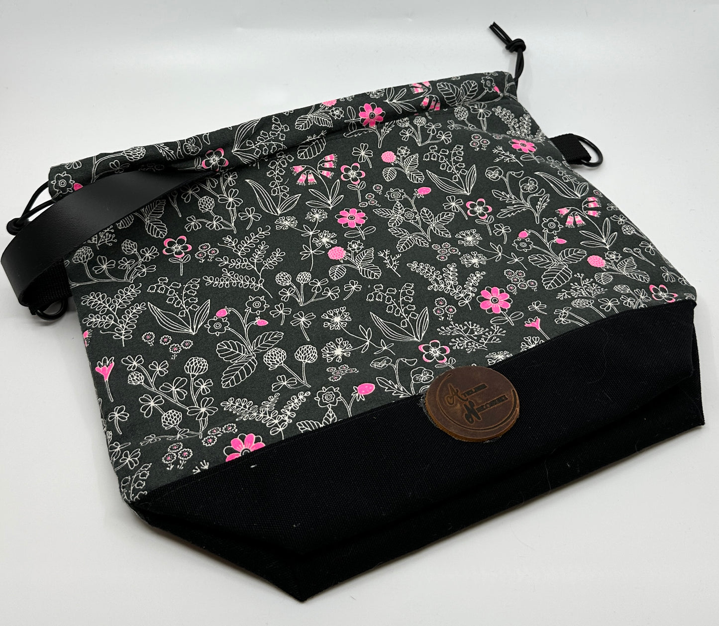 Kato Drawstring Bag | Florals | Fabrics Hand-Chosen in Japan