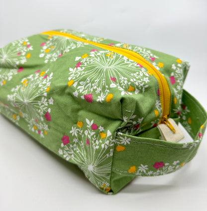 Large Box Bag | Florals | Japanese Flowers Assemble on These Hand-Selected Fabrics