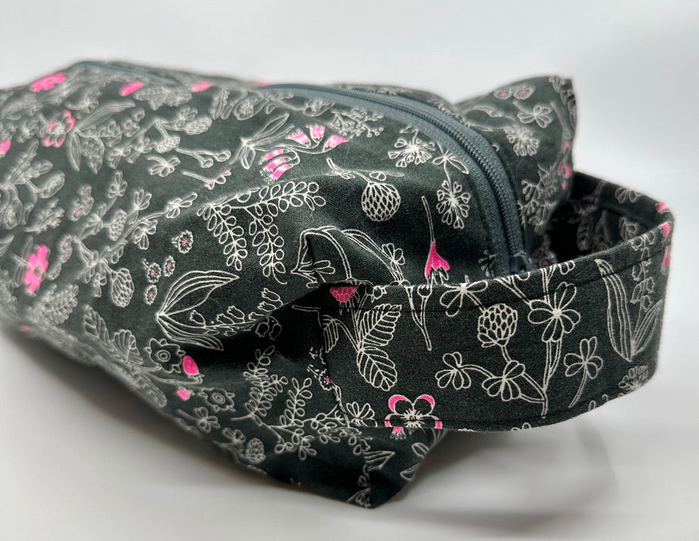 Large Box Bag | Florals | Japanese Flowers Assemble on These Hand-Selected Fabrics