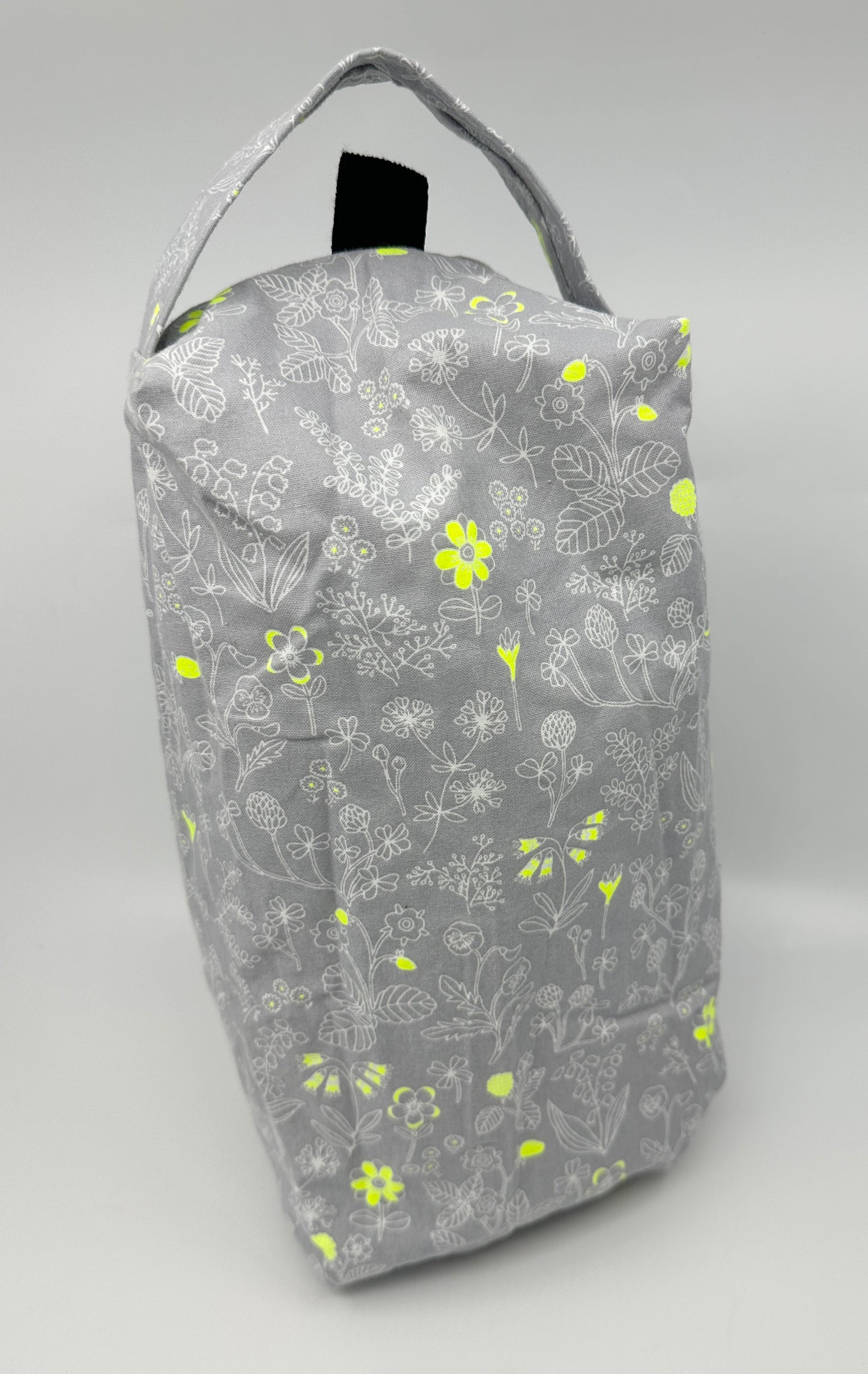 Large Box Bag | Florals | Japanese Flowers Assemble on These Hand-Selected Fabrics