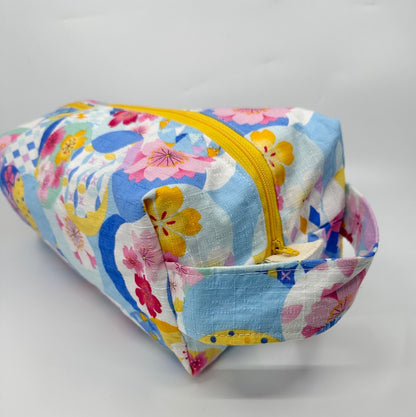 Large Box Bag | Florals | Japanese Flowers Assemble on These Hand-Selected Fabrics