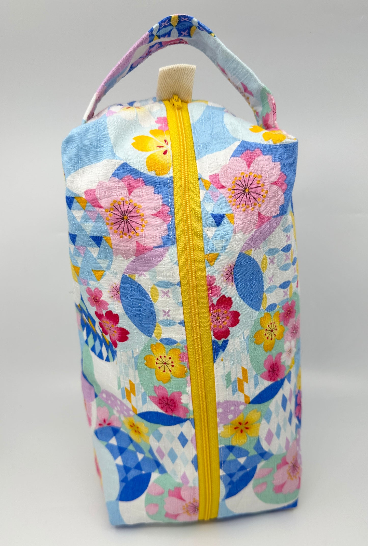 Large Box Bag | Florals | Japanese Flowers Assemble on These Hand-Selected Fabrics