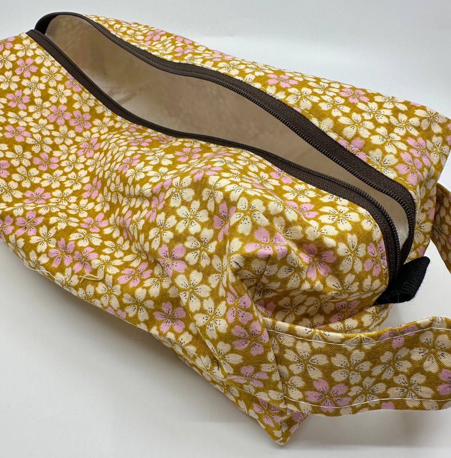 Large Box Bag | Florals | Japanese Flowers Assemble on These Hand-Selected Fabrics