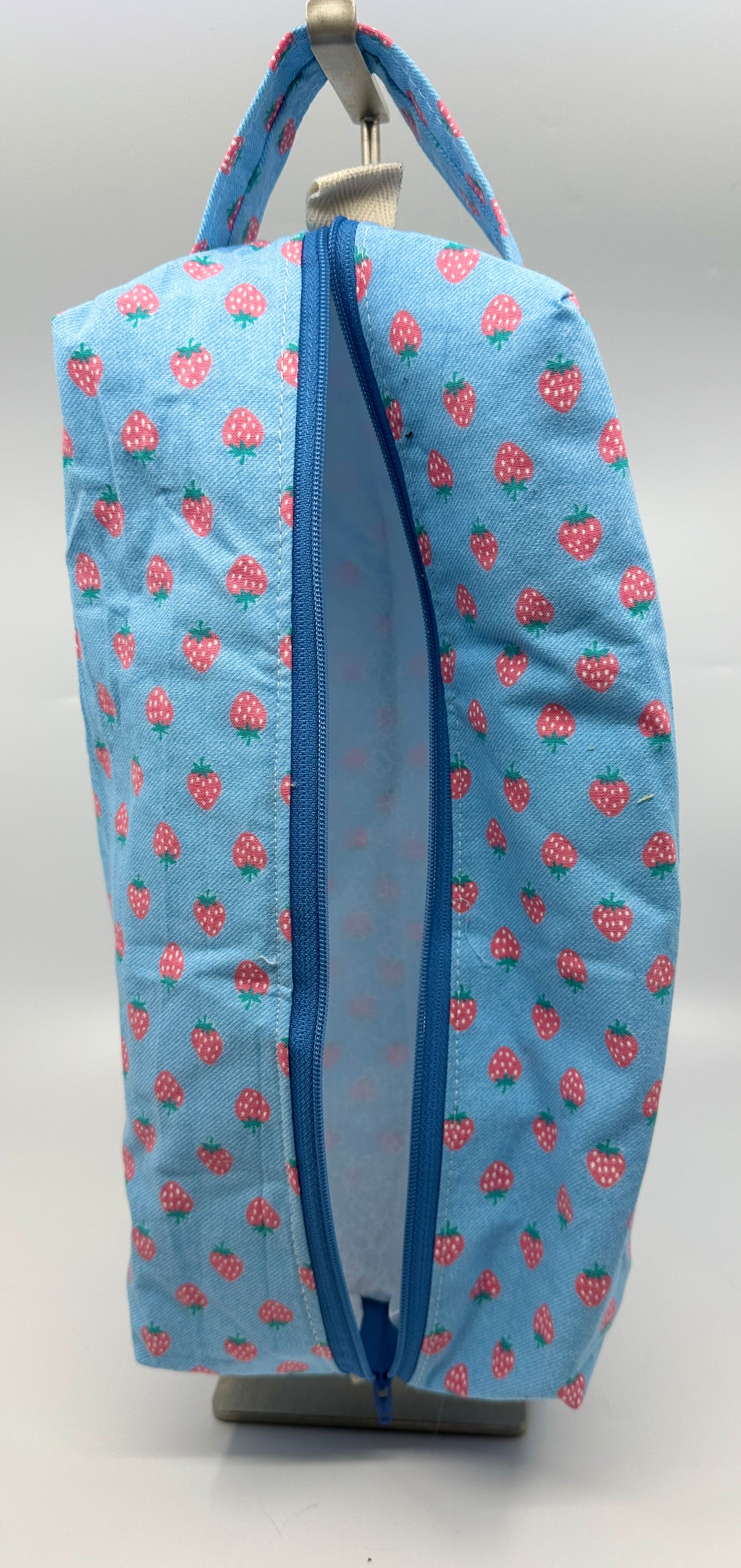 Large Box Bag | Strawberries | Japanese Fabrics Hand-Selected in Japan