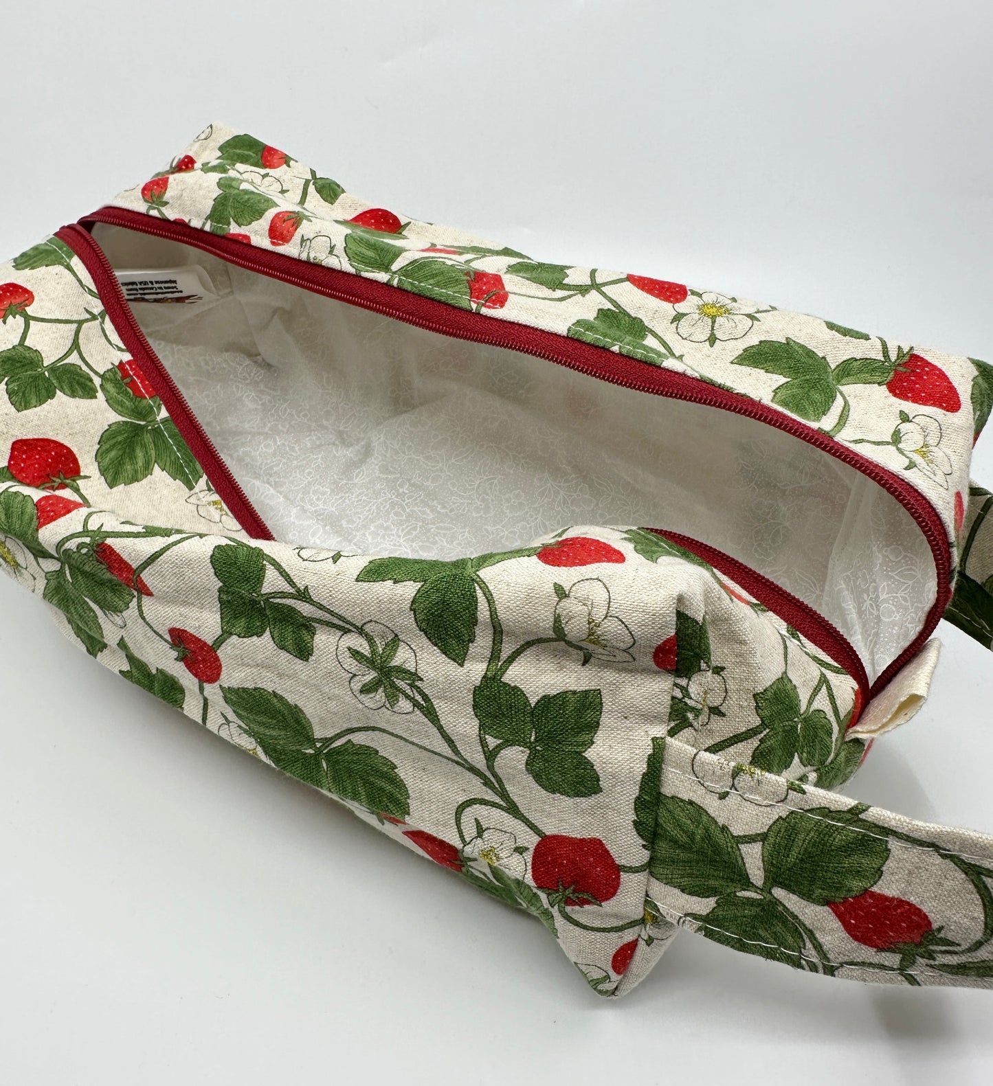 Large Box Bag | Strawberries | Japanese Fabrics Hand-Selected in Japan