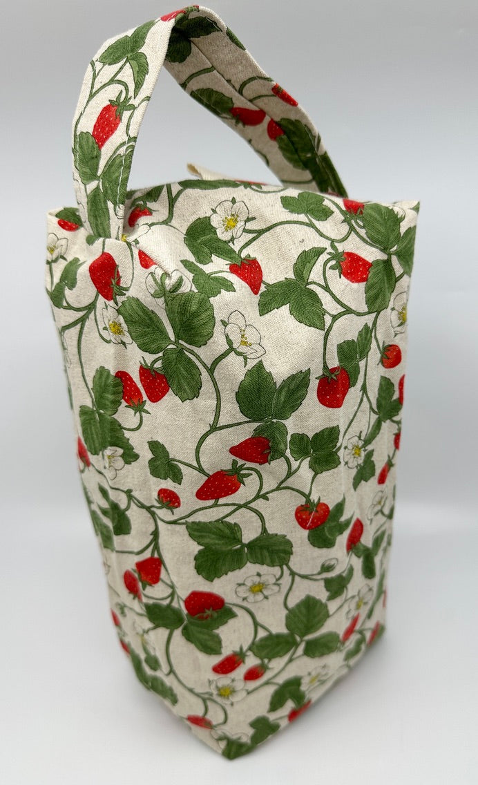 Large Box Bag | Strawberries | Japanese Fabrics Hand-Selected in Japan