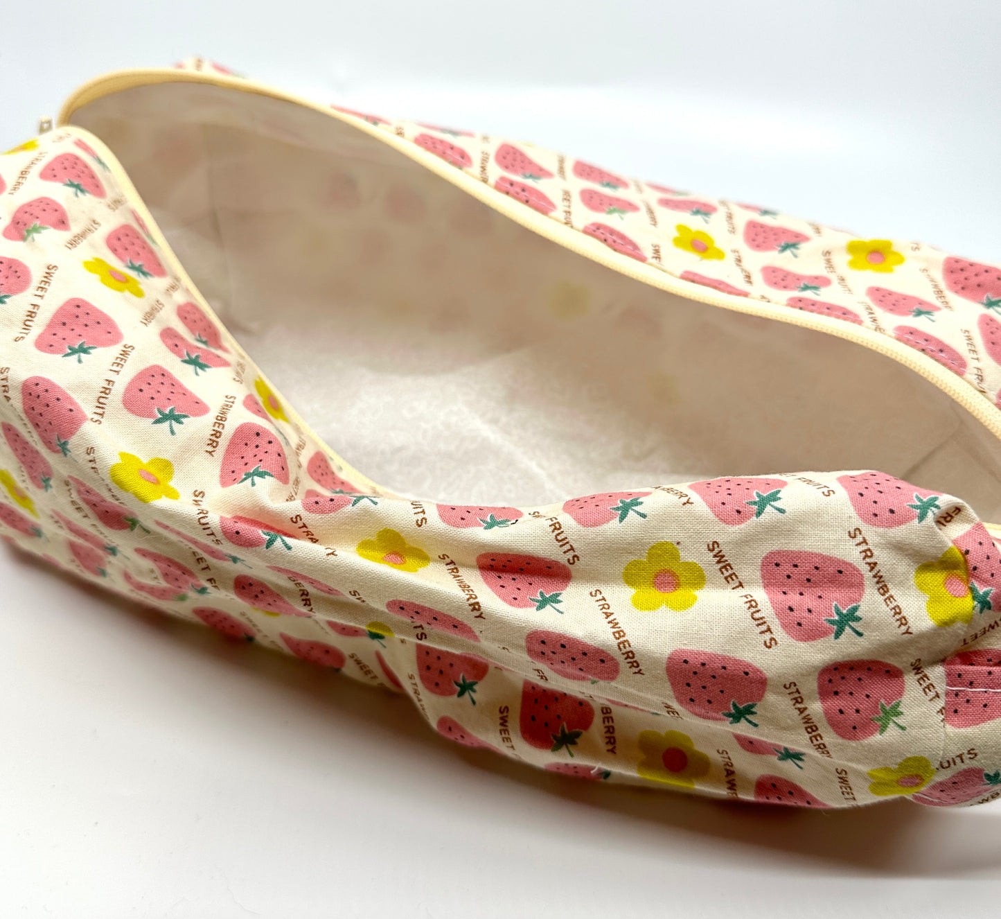 Large Box Bag | Strawberries | Japanese Fabrics Hand-Selected in Japan