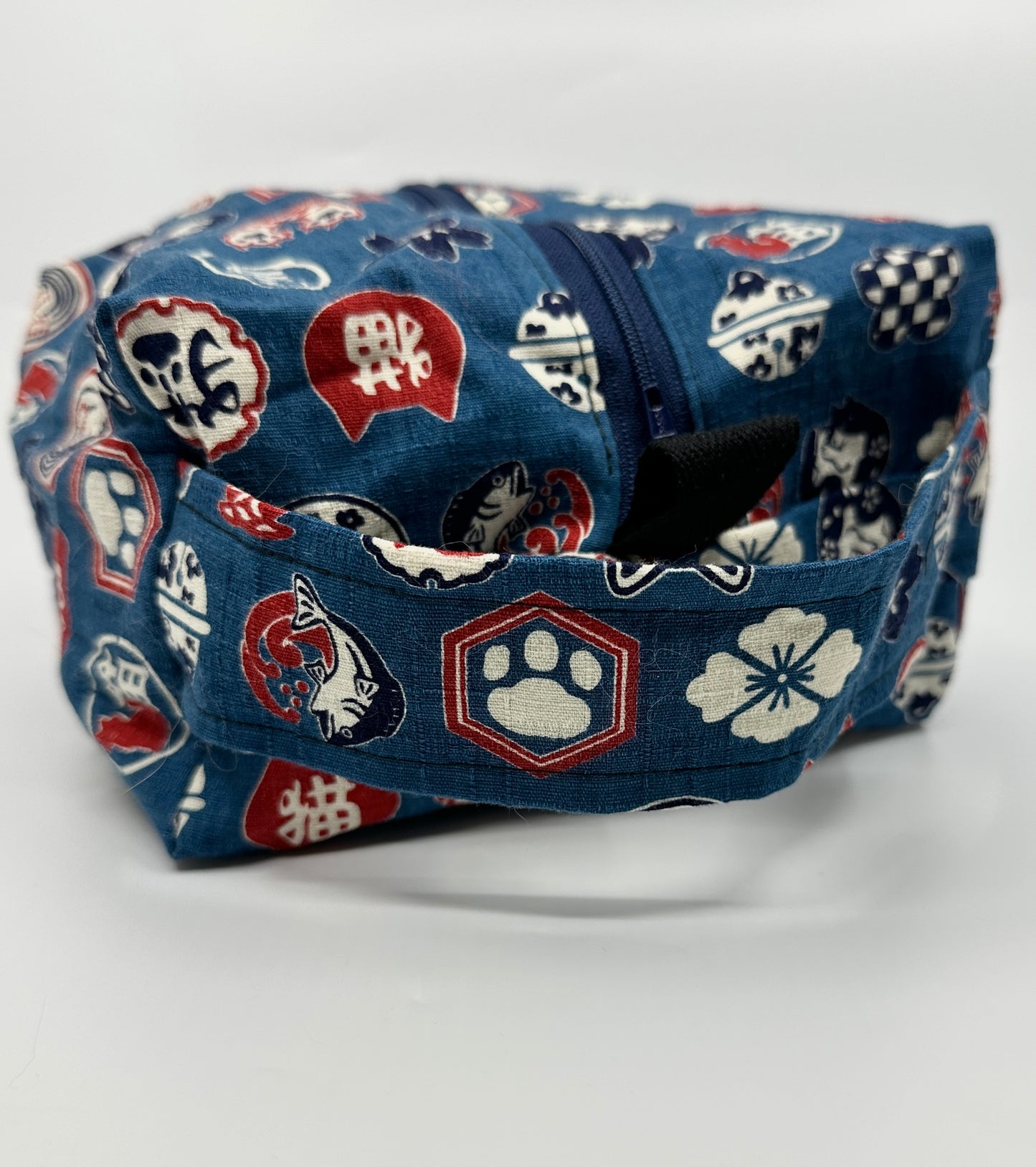 Small Box Bag | Cats | Japanese Fabrics from Japan, Bags Made in Alberta, Canada