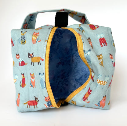 Small Box Bag | Cats | Japanese Fabrics from Japan, Bags Made in Alberta, Canada