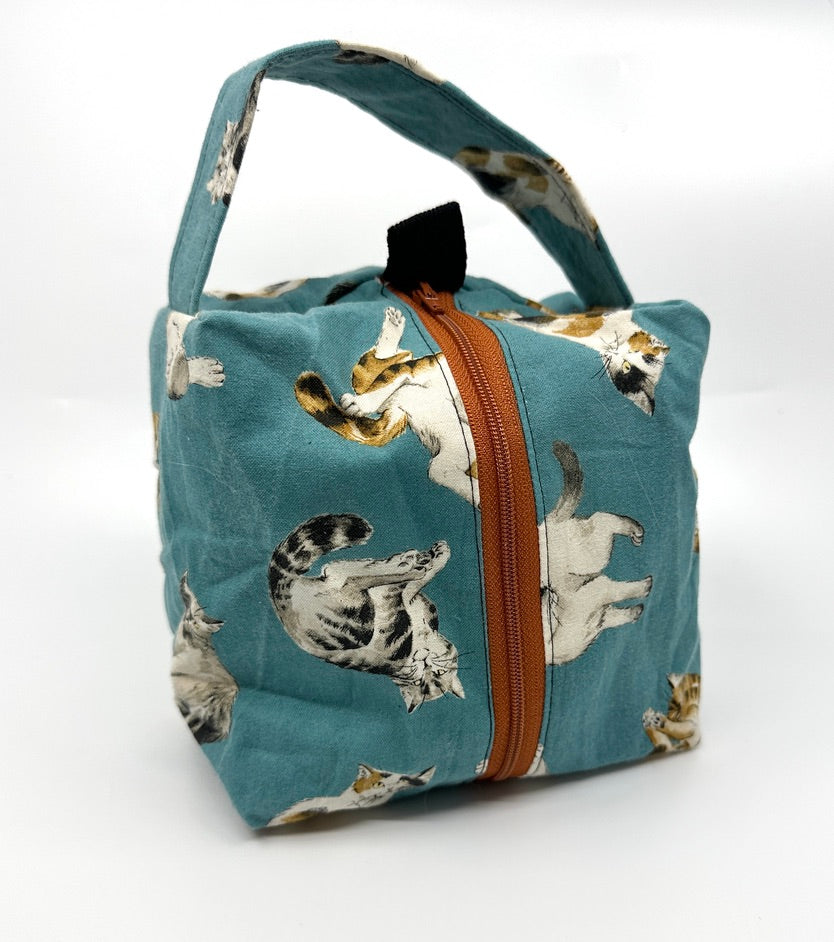 Small Box Bag | Cats | Japanese Fabrics from Japan, Bags Made in Alberta, Canada