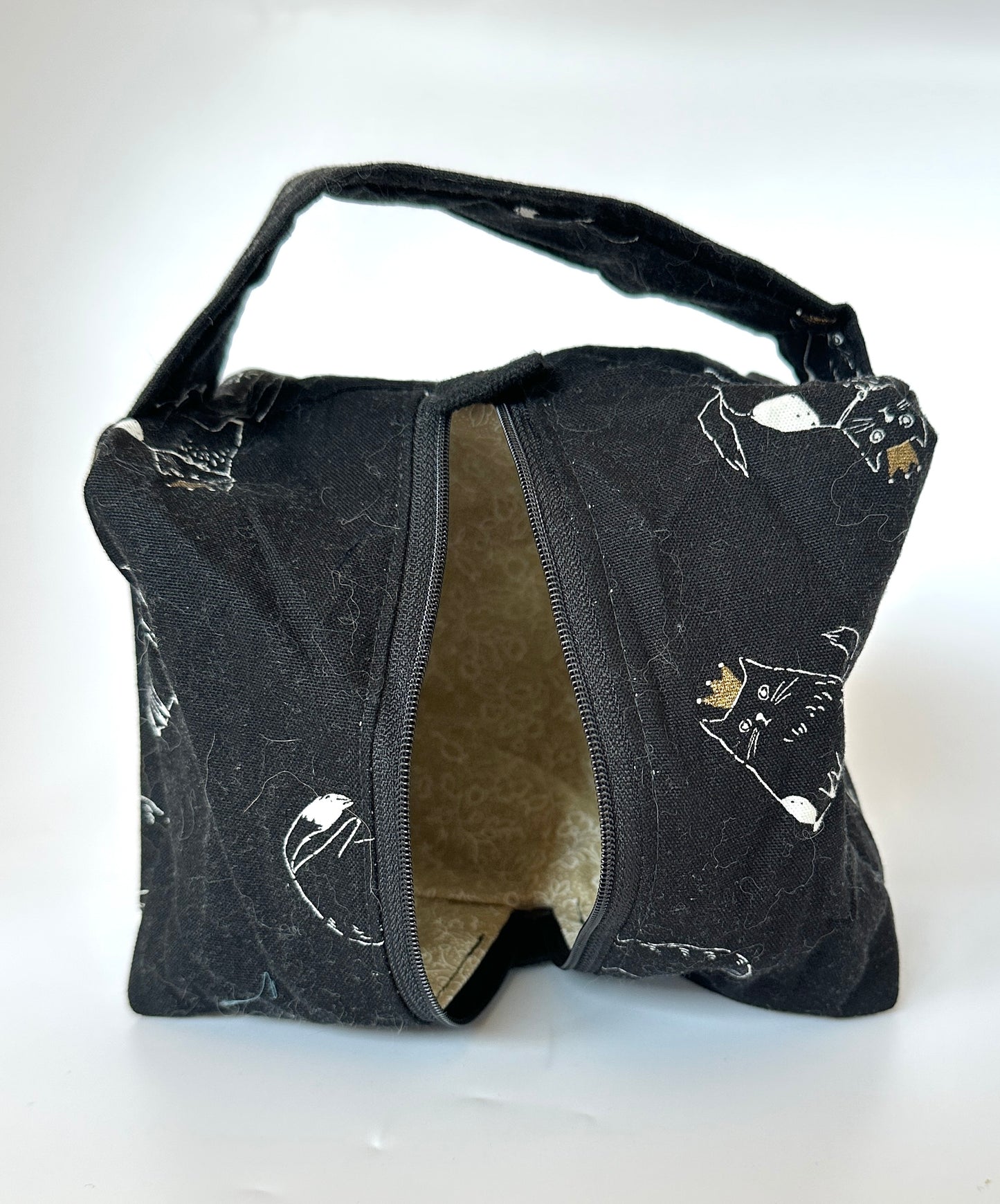 Small Box Bag | Cats | Japanese Fabrics from Japan, Bags Made in Alberta, Canada