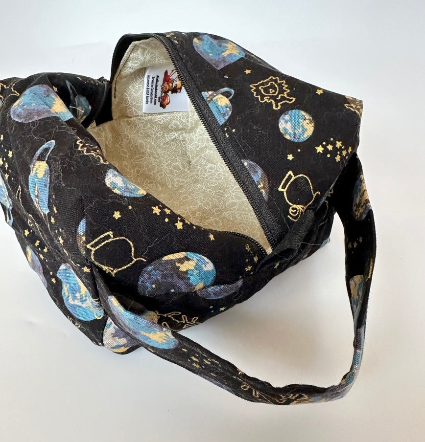 Small Box Bag | Everything Else | Knitting and Crochet Project Bag Made from Hand-Selected Japanese Fabrics