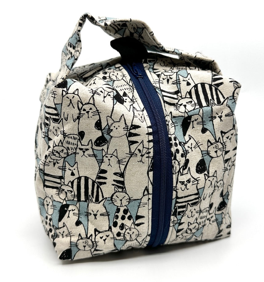 Small Box Bag | Cats | Japanese Fabrics from Japan, Bags Made in Alberta, Canada