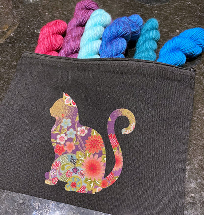 Fabric Appliqué Canvas Pouch | Up Tail Cat Silhouettes