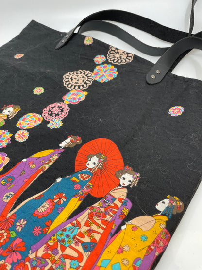 Luxe Tote Bag | Geisha on Black